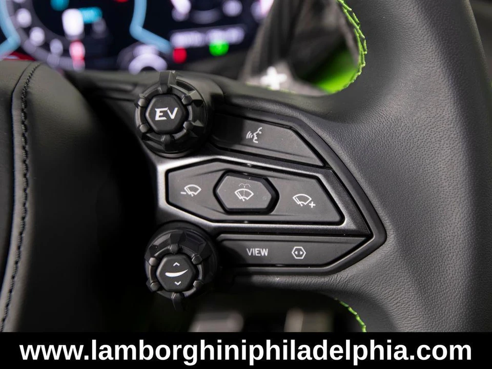 2024 Lamborghini Revuelto - Image 27 of 31