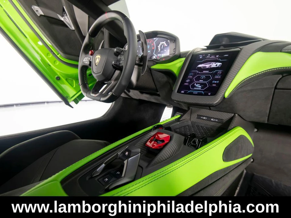 2024 Lamborghini Revuelto - Image 31 of 31