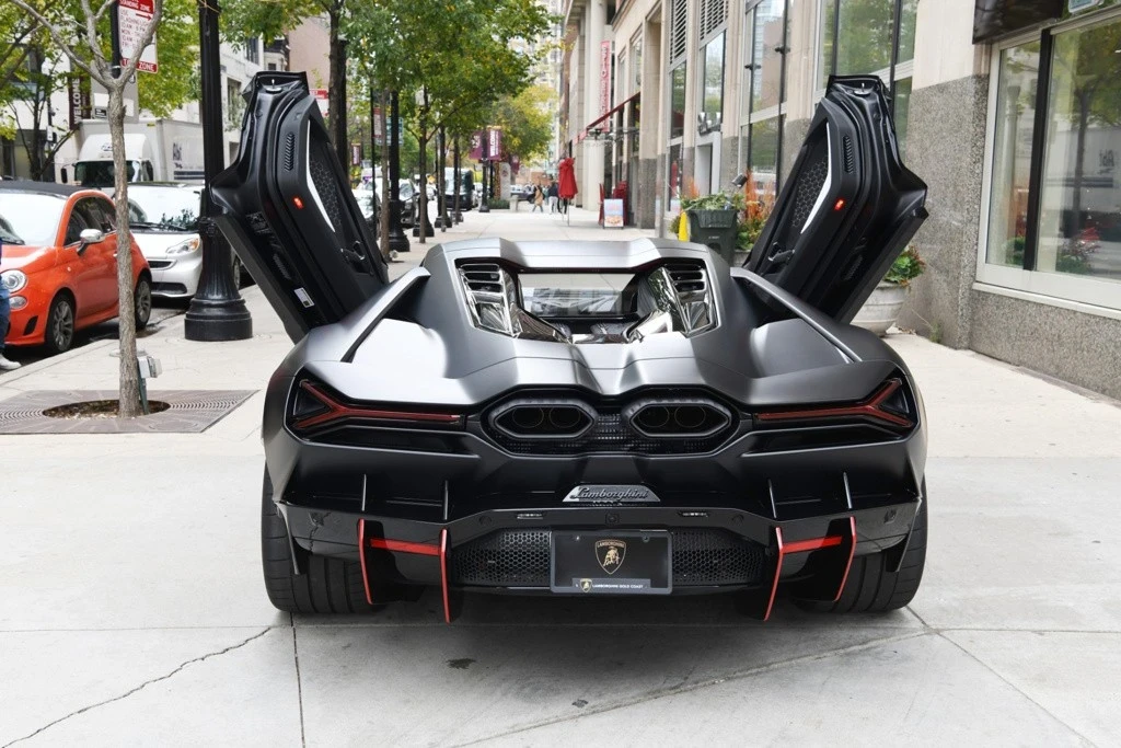 2024 Lamborghini Revuelto - Image 5 of 12