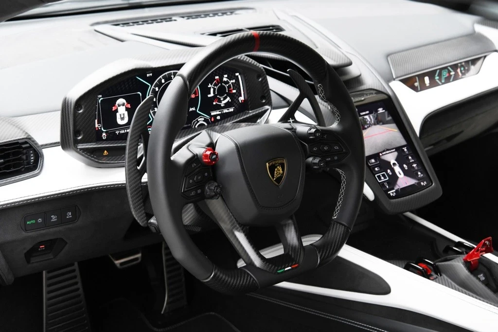 2024 Lamborghini Revuelto - Image 11 of 12
