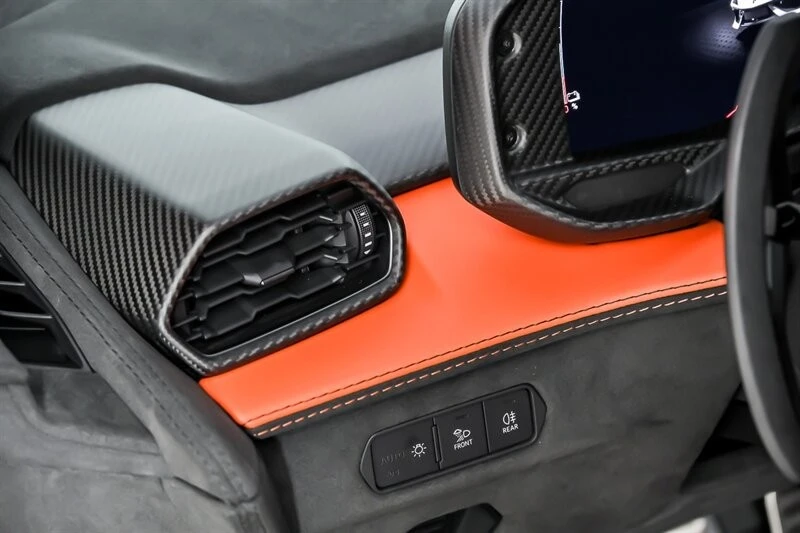 2024 Lamborghini Revuelto - Image 27 of 31
