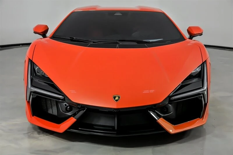 2024 Lamborghini Revuelto - Image 5 of 31