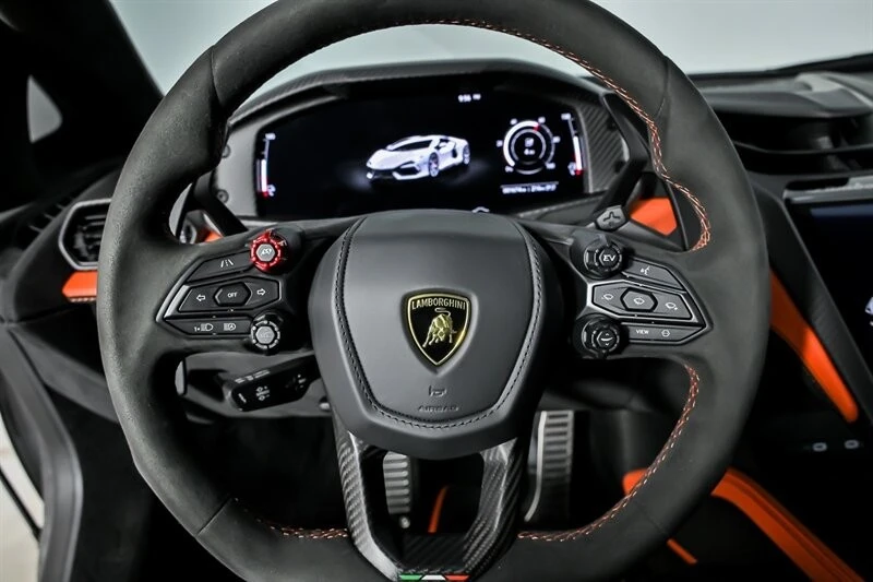 2024 Lamborghini Revuelto - Image 29 of 31