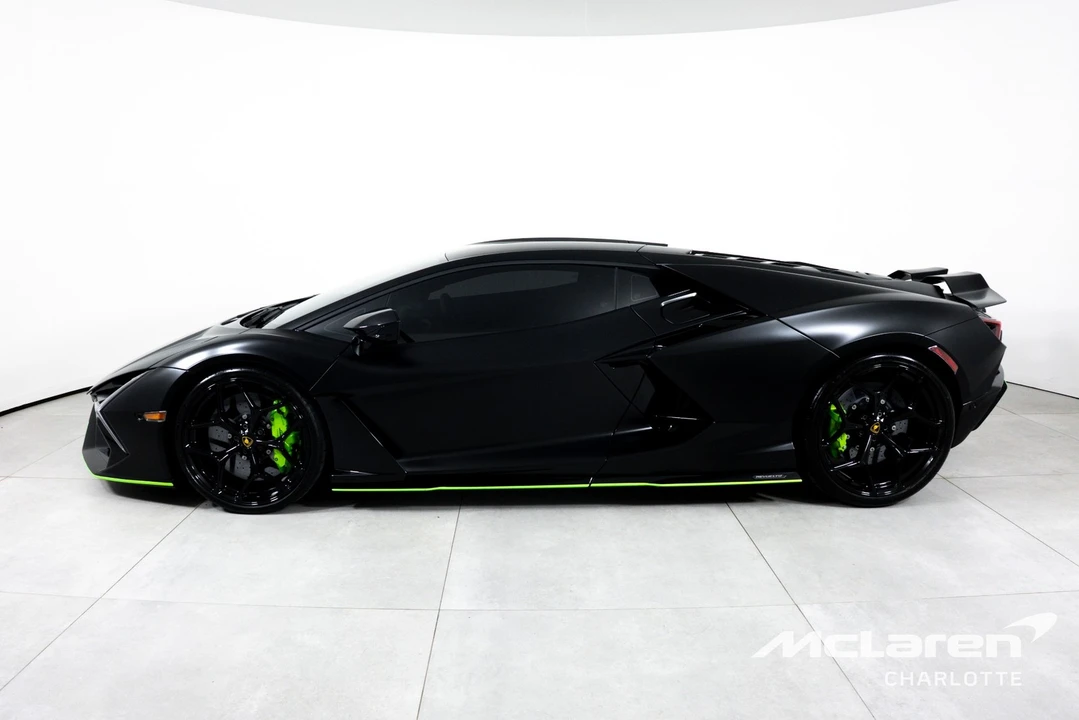 2024 Lamborghini Revuelto - Image 7 of 31