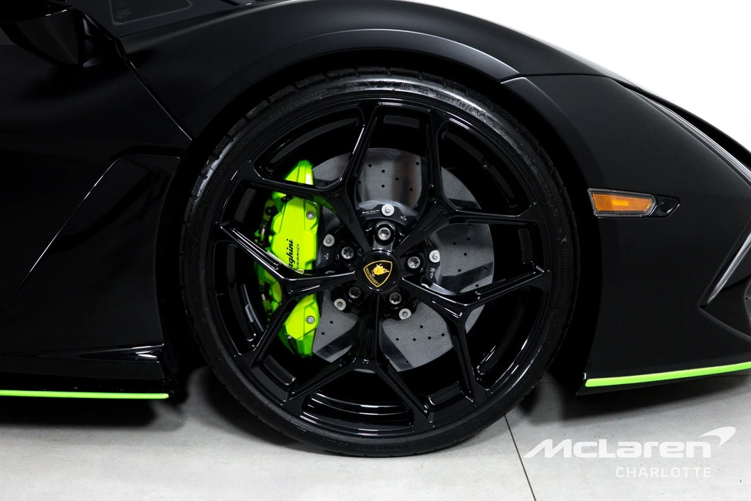 2024 Lamborghini Revuelto - Image 29 of 31