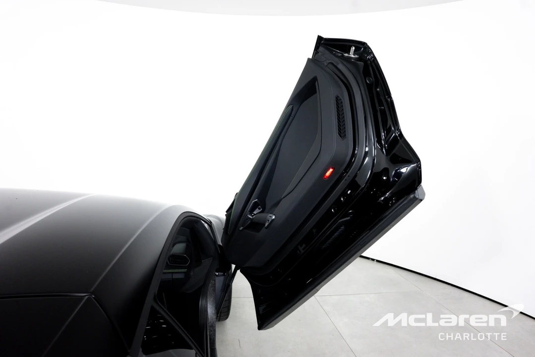 2024 Lamborghini Revuelto - Image 20 of 31
