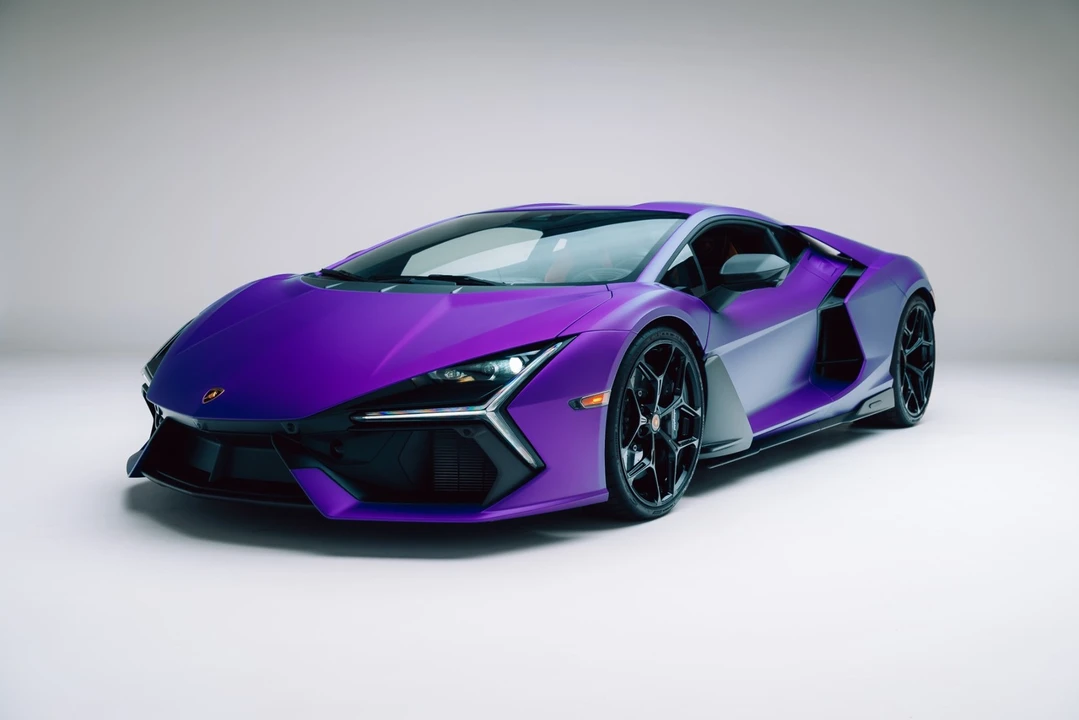 2024 Lamborghini Revuelto - Image 8 of 21