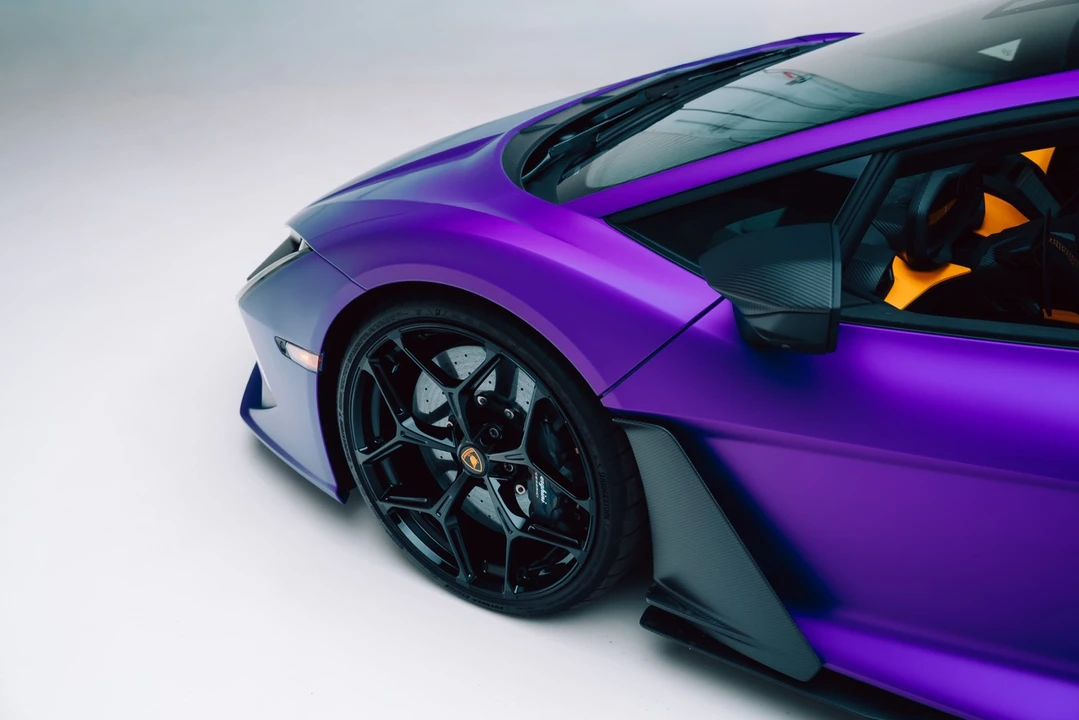 2024 Lamborghini Revuelto - Image 19 of 21