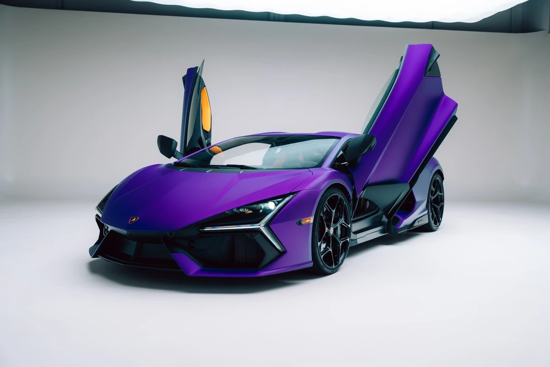 2024 Lamborghini Revuelto - Image 6 of 21