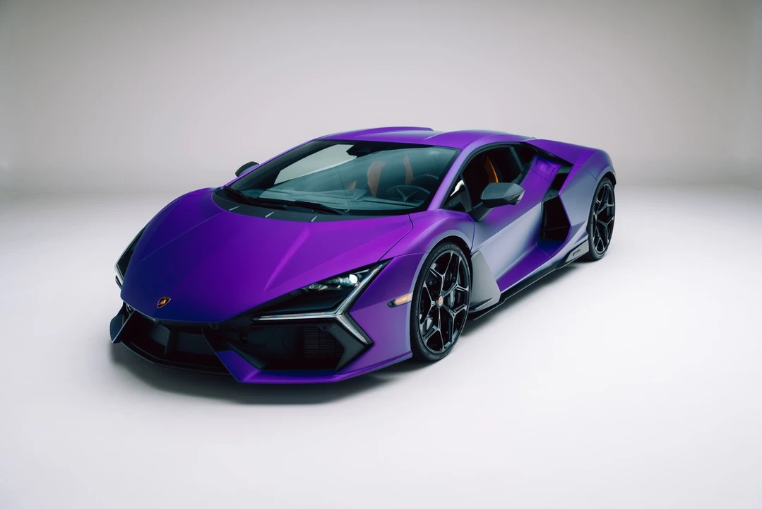 2024 Lamborghini Revuelto - Image 7 of 21