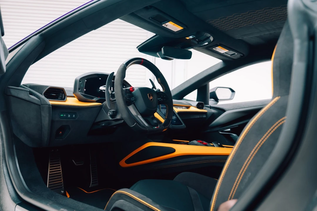 2024 Lamborghini Revuelto - Image 2 of 21