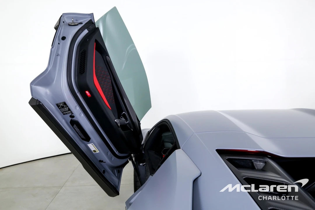 2024 Lamborghini Revuelto - Image 11 of 21