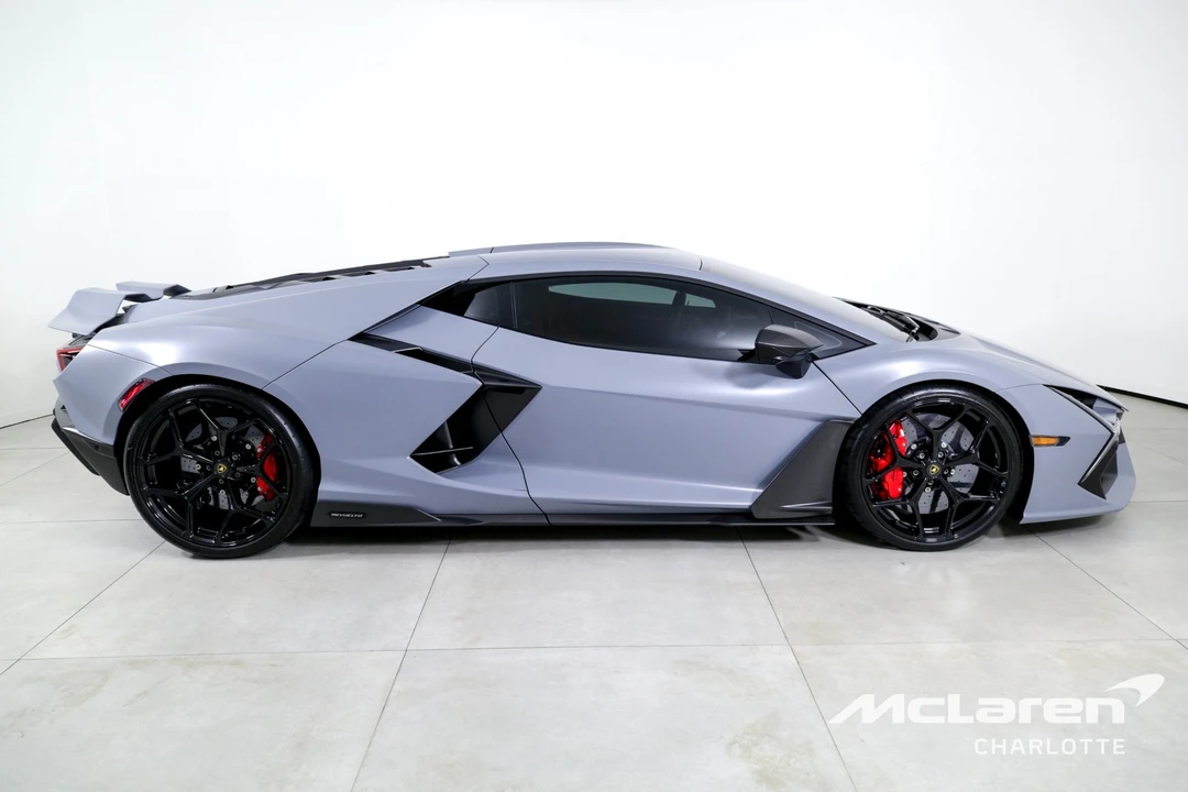 2024 Lamborghini Revuelto - Image 10 of 21