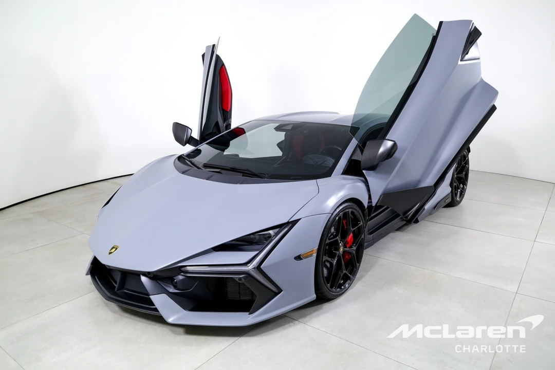 2024 Lamborghini Revuelto - Image 5 of 21