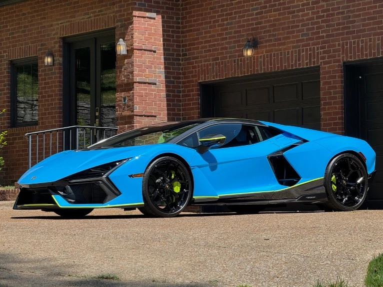 2024 Lamborghini Revuelto - Image 27 of 31