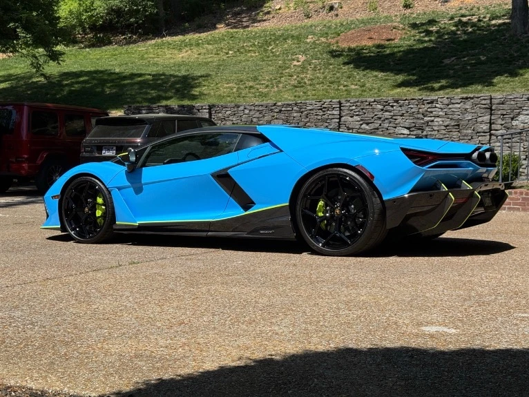 2024 Lamborghini Revuelto - Image 30 of 31