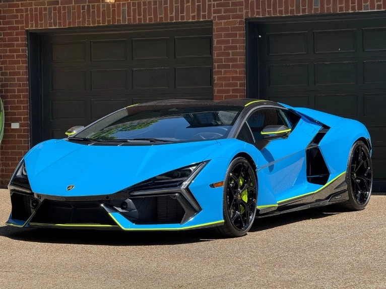 2024 Lamborghini Revuelto - Image 26 of 31