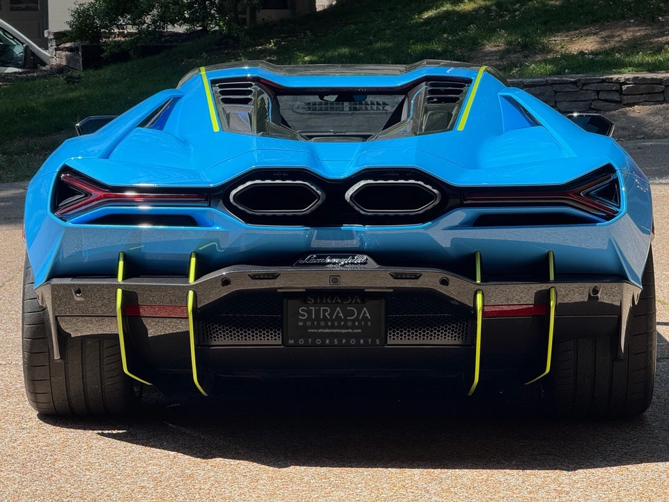 2024 Lamborghini Revuelto - Image 6 of 31
