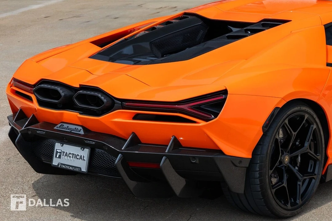 2024 Lamborghini Revuelto - Image 16 of 31