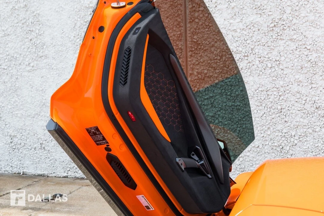 2024 Lamborghini Revuelto - Image 27 of 31