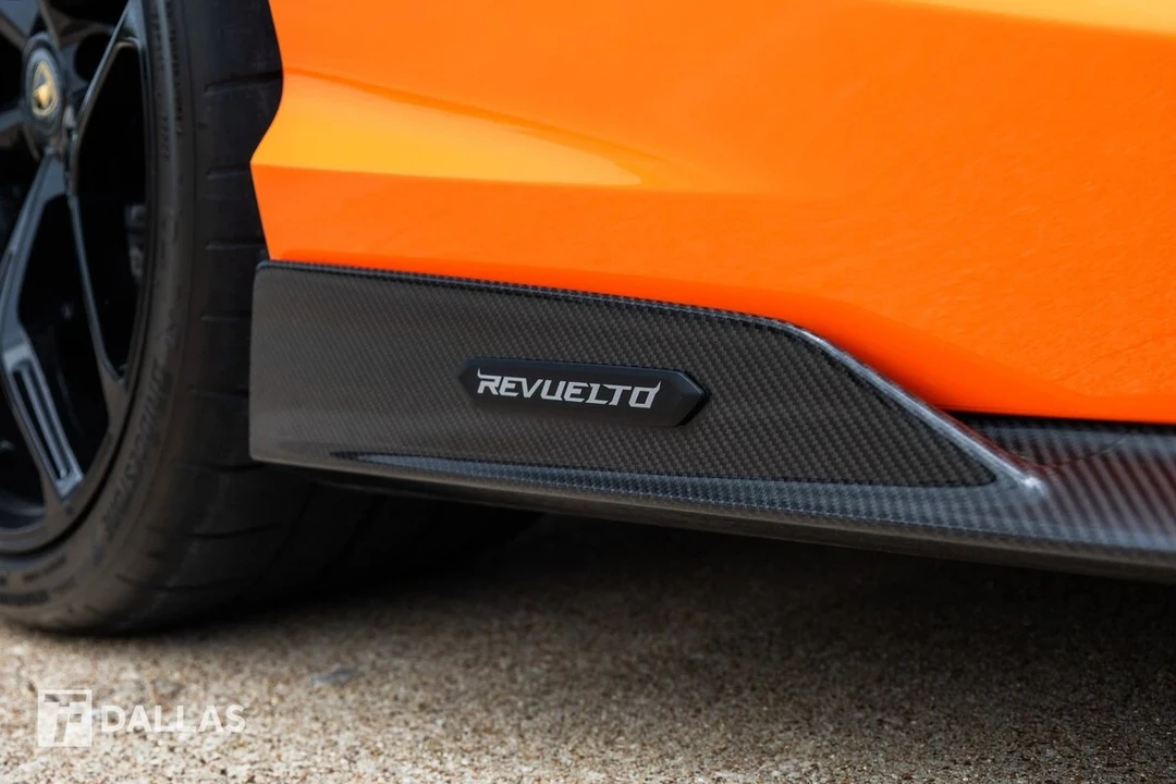 2024 Lamborghini Revuelto - Image 23 of 31