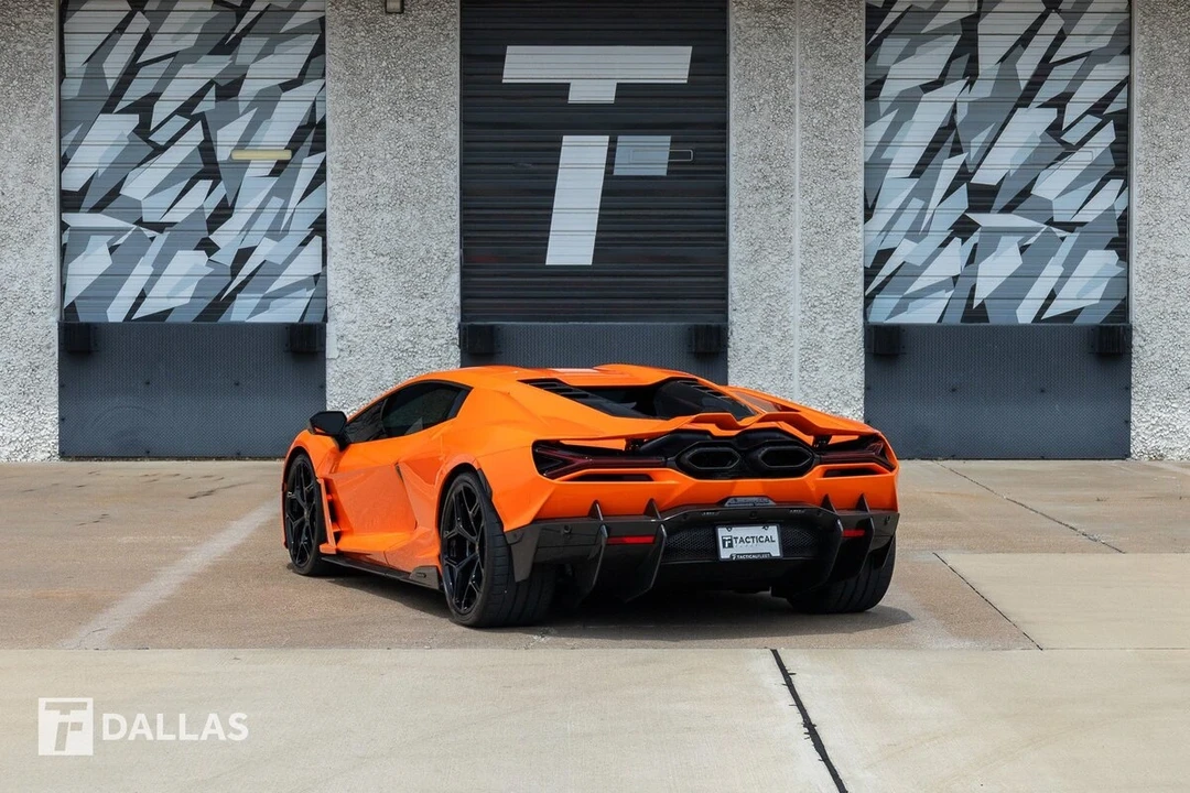 2024 Lamborghini Revuelto - Image 10 of 31