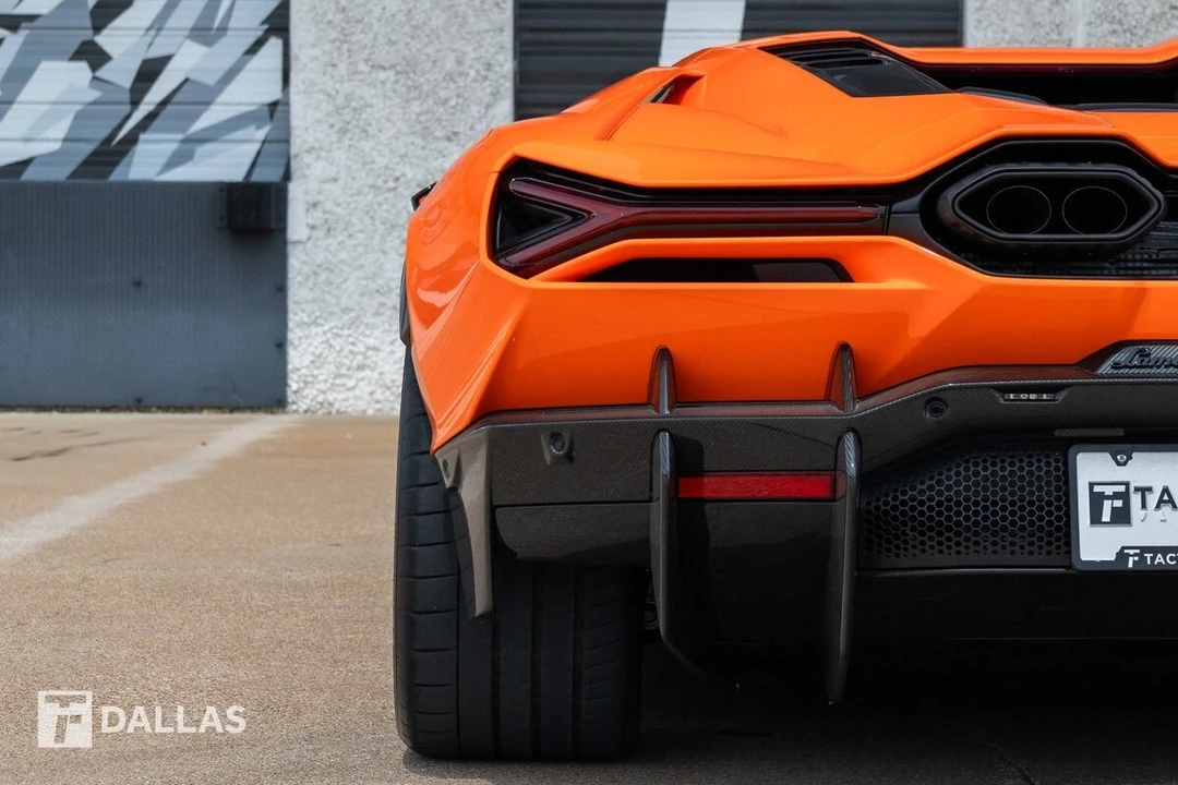 2024 Lamborghini Revuelto - Image 14 of 31