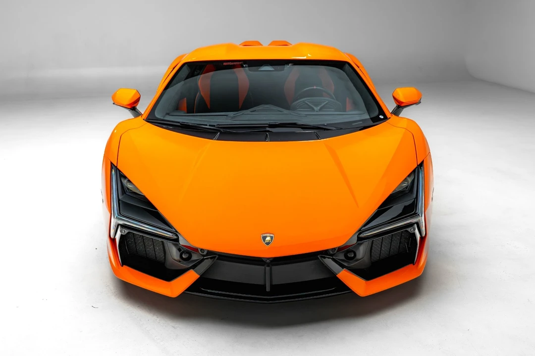 2024 Lamborghini Revuelto - Image 13 of 31