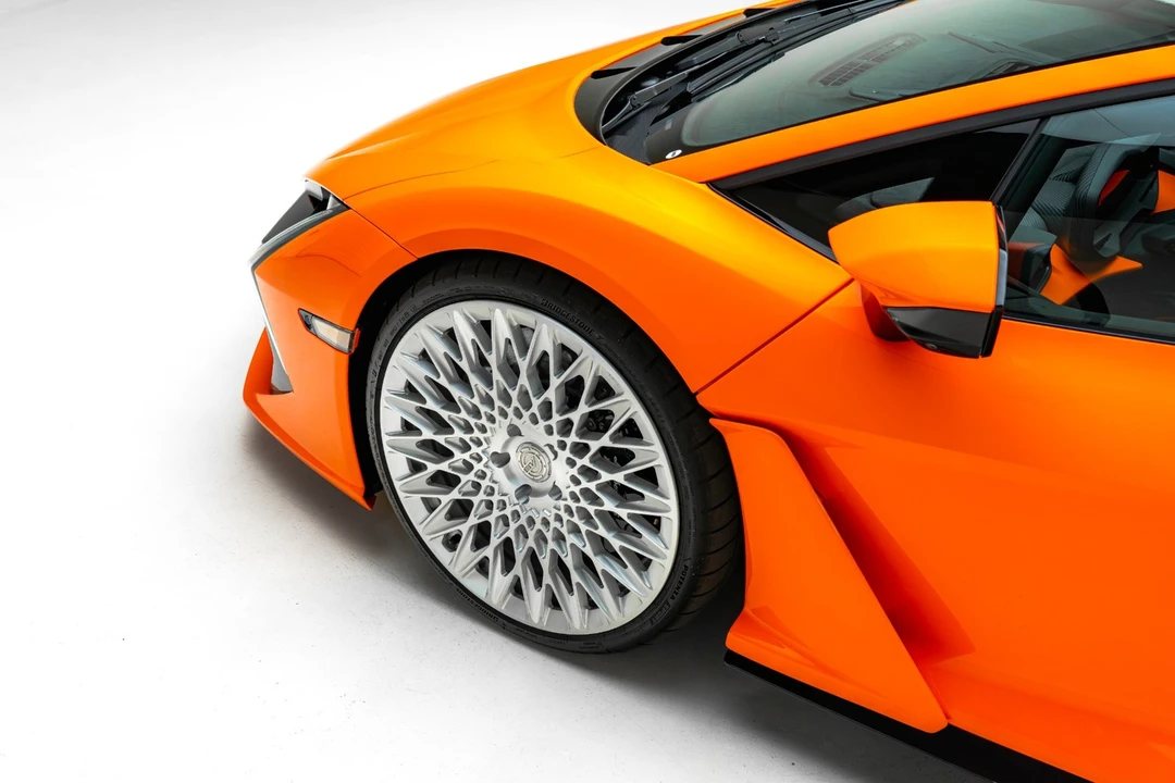 2024 Lamborghini Revuelto - Image 23 of 31