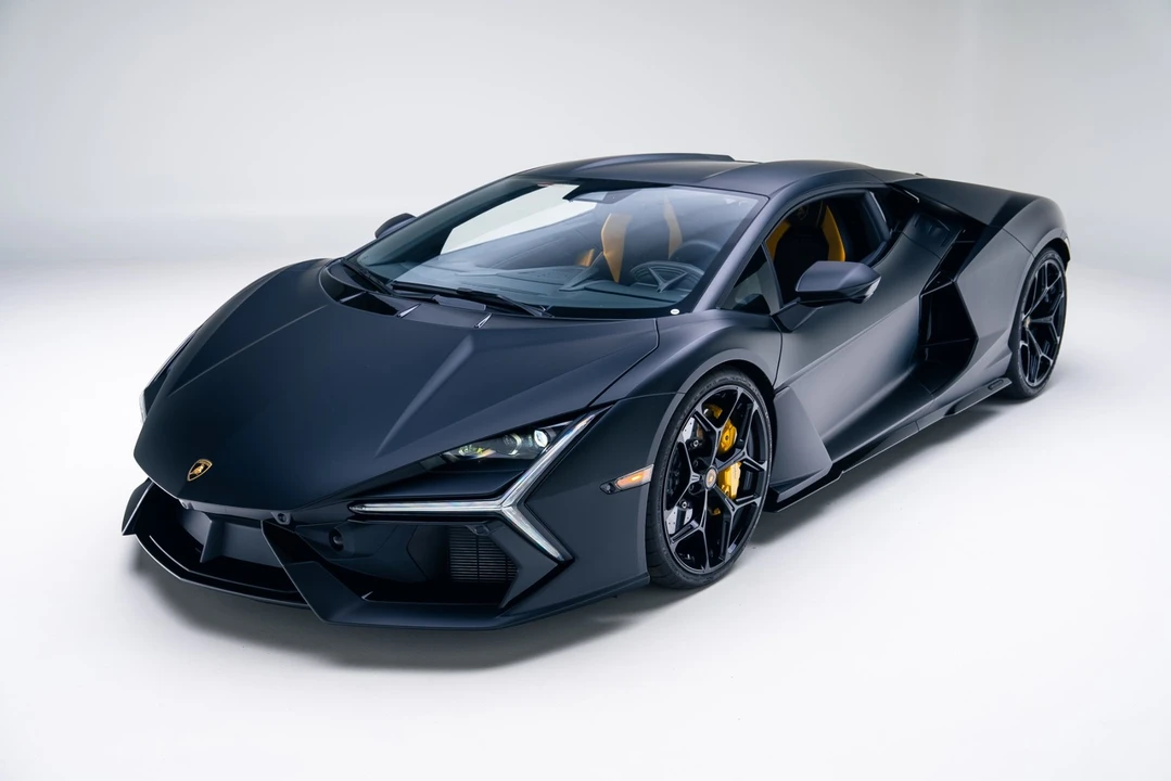 2024 Lamborghini Revuelto - Image 8 of 12