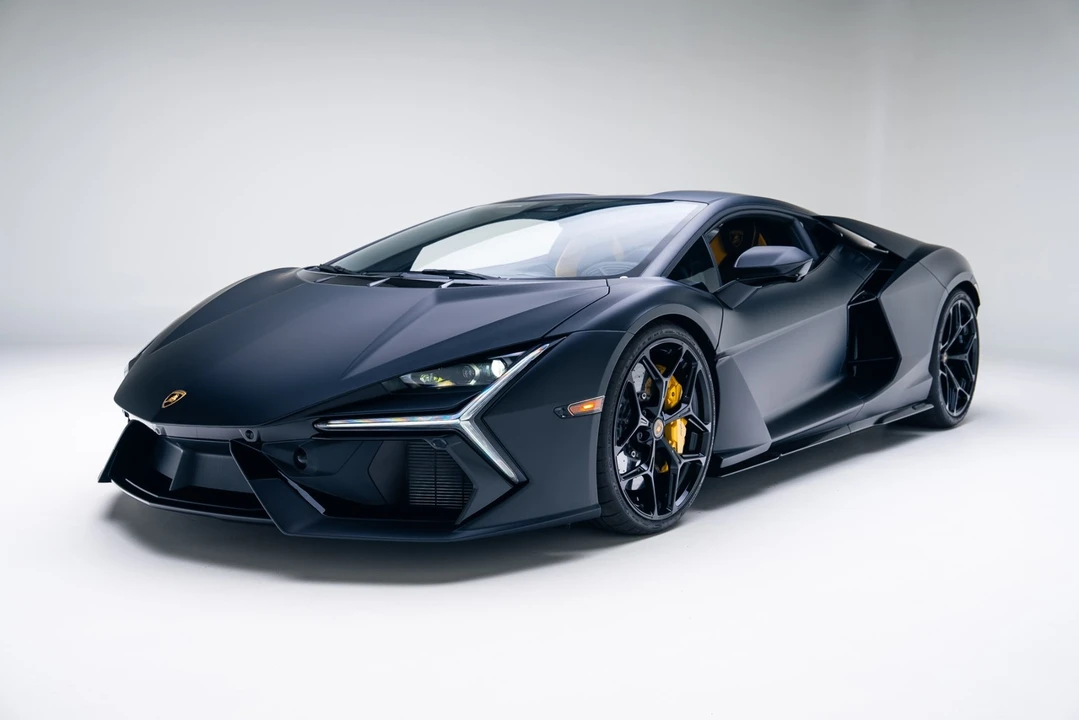 2024 Lamborghini Revuelto - Image 9 of 12