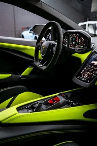 2024 Lamborghini Revuelto - Image 17 of 21