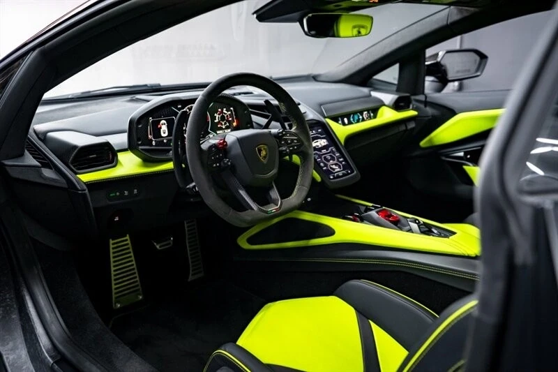 2024 Lamborghini Revuelto - Image 21 of 21
