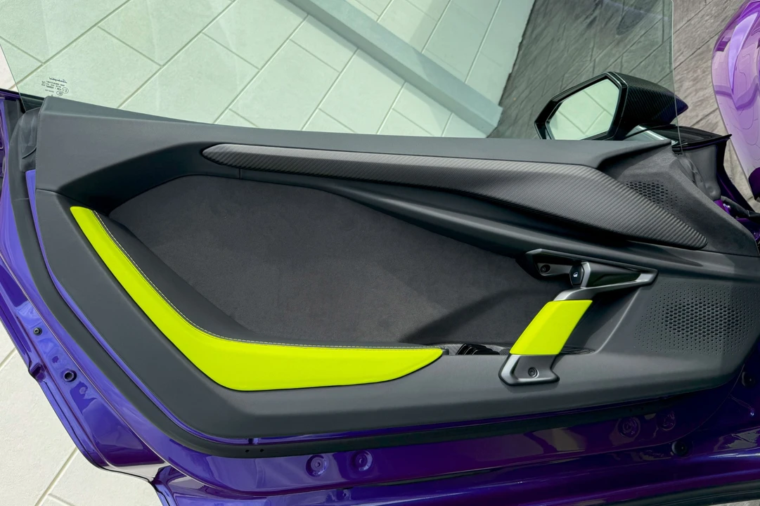 2024 Lamborghini Revuelto - Image 8 of 31