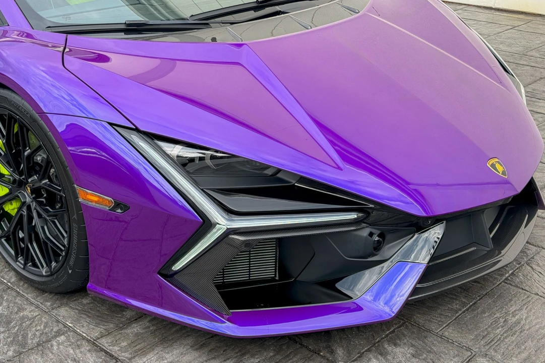 2024 Lamborghini Revuelto - Image 22 of 31
