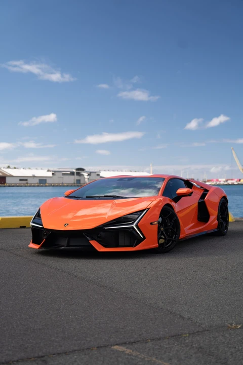 2024 Lamborghini Revuelto - Image 17 of 31