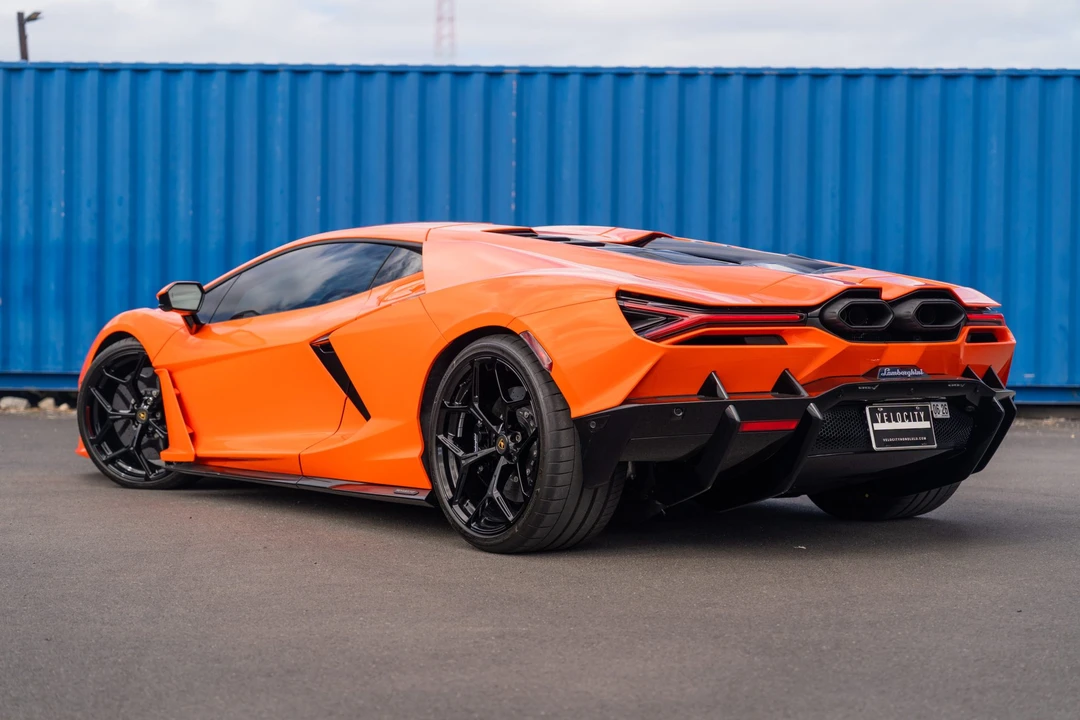 2024 Lamborghini Revuelto - Image 5 of 31