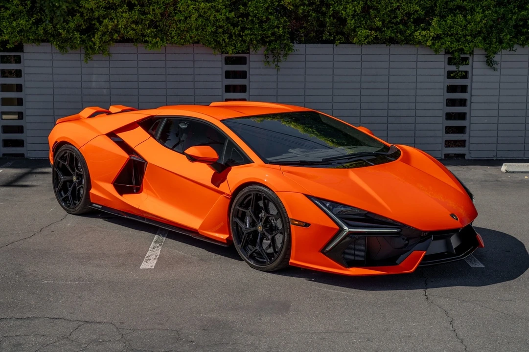 2024 Lamborghini Revuelto - Image 12 of 12