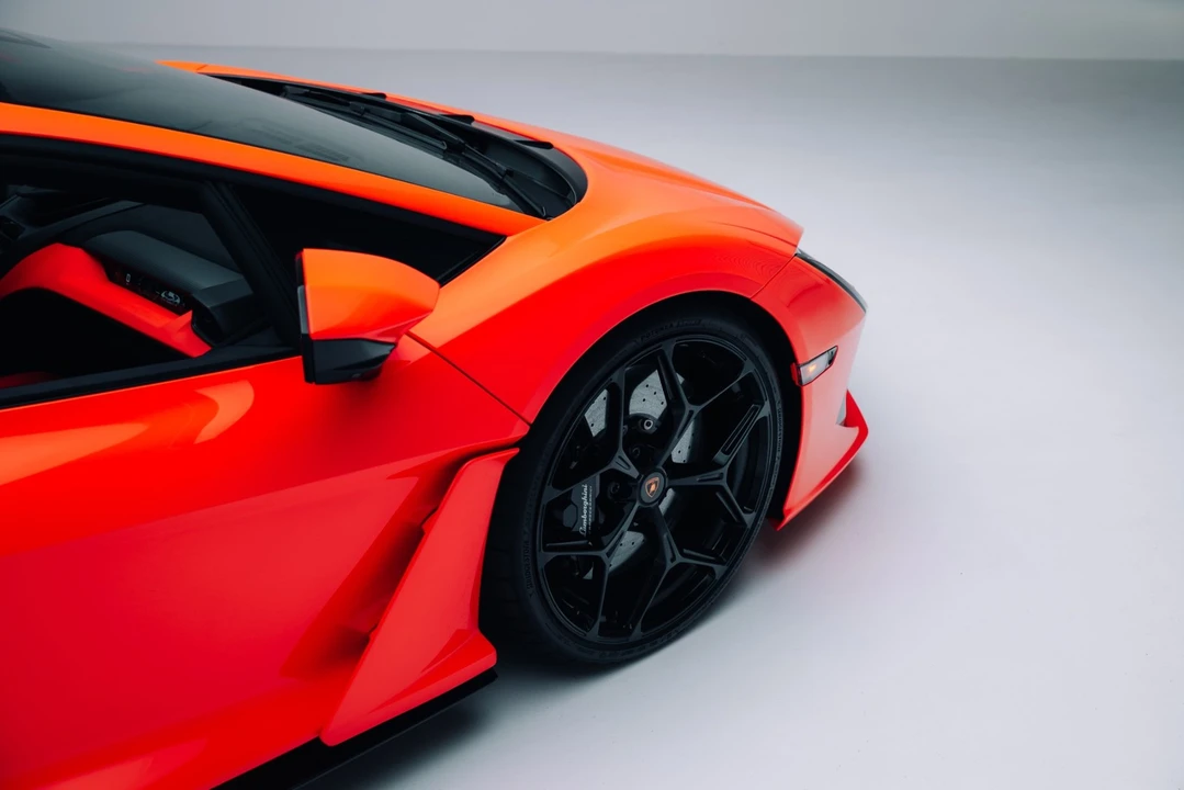 2024 Lamborghini Revuelto - Image 12 of 21
