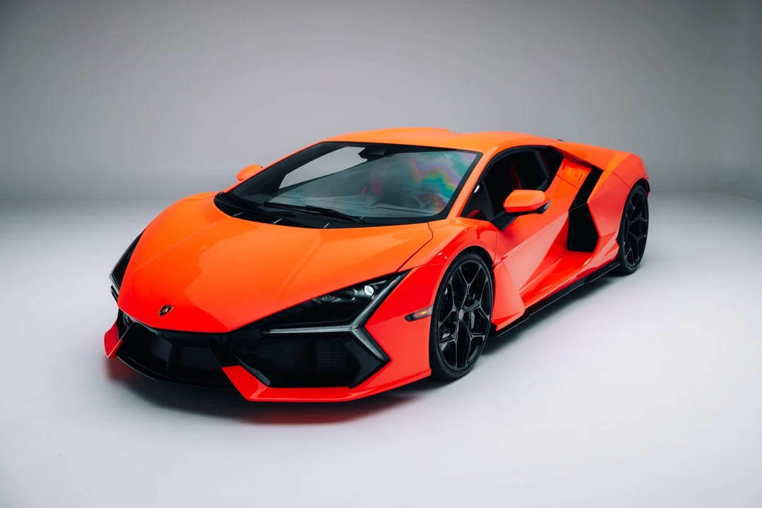 2024 Lamborghini Revuelto - Image 6 of 21