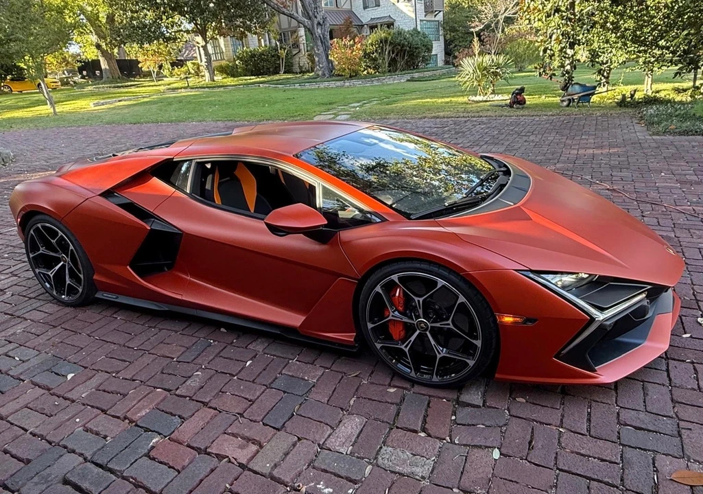 2024 Lamborghini Revuelto - Image 3 of 9