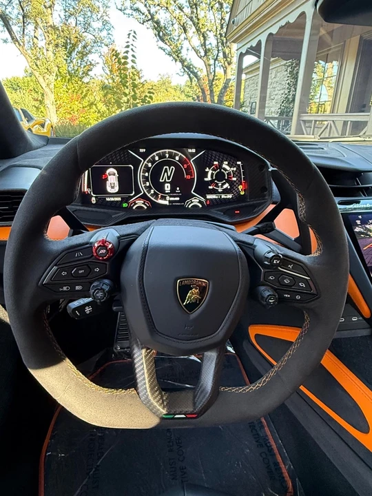 2024 Lamborghini Revuelto - Image 8 of 9