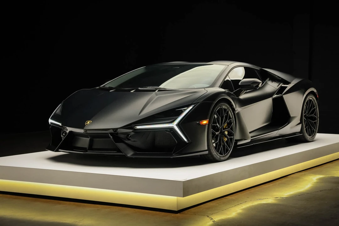 2024 Lamborghini Revuelto - Image 5 of 31