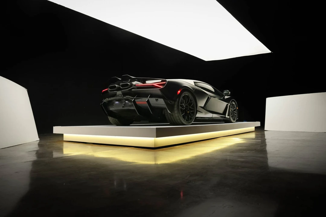 2024 Lamborghini Revuelto - Image 23 of 31