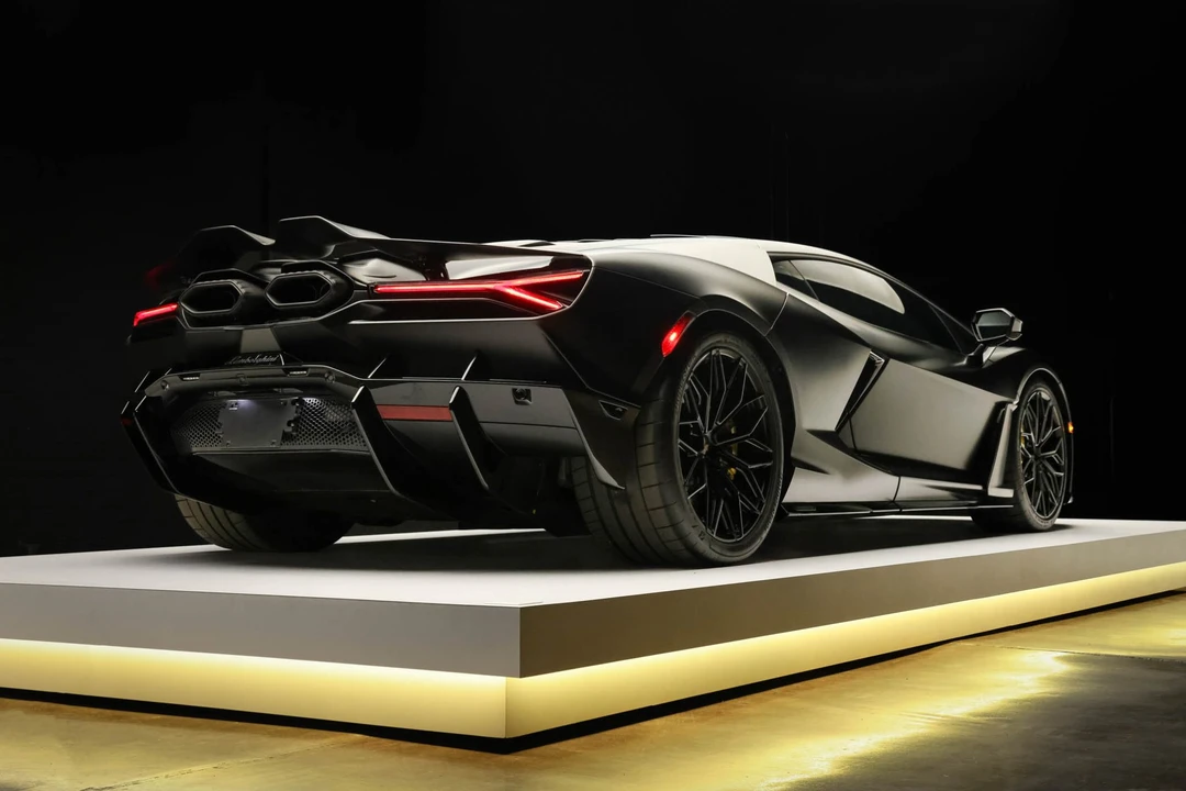 2024 Lamborghini Revuelto - Image 20 of 31