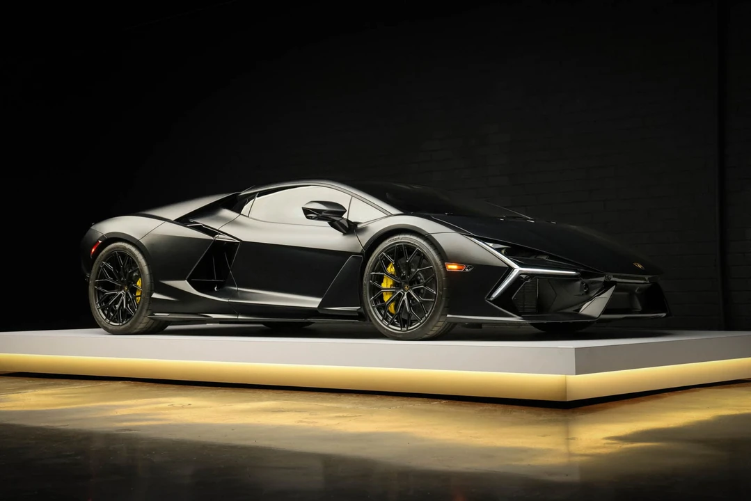 2024 Lamborghini Revuelto - Image 31 of 31