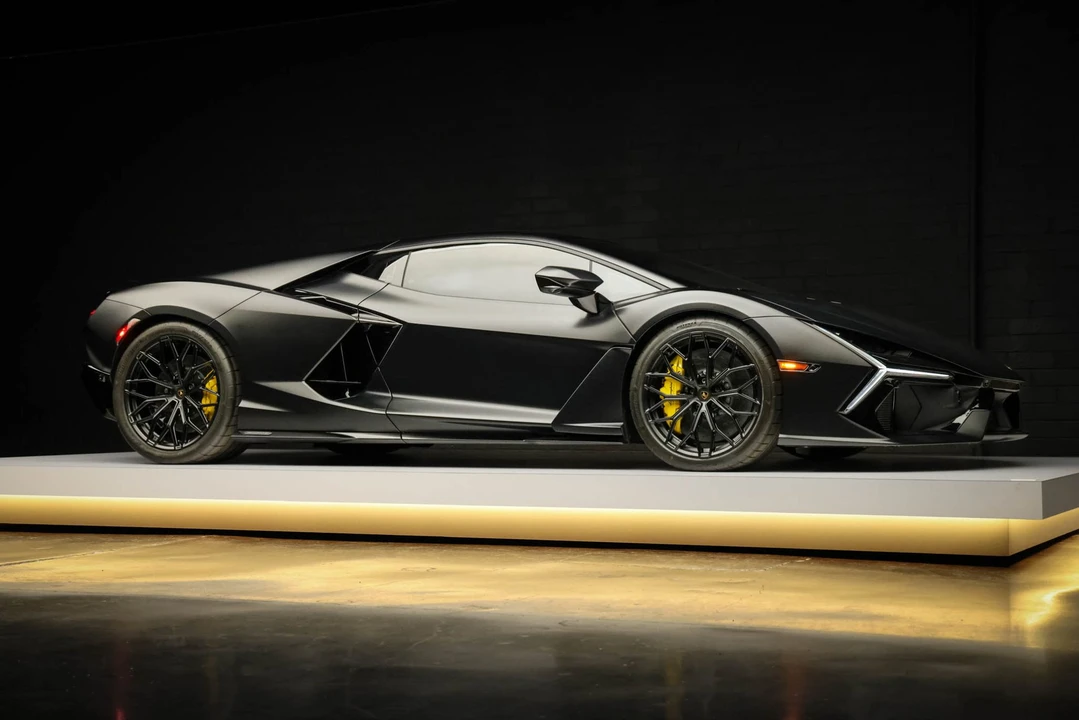 2024 Lamborghini Revuelto - Image 30 of 31