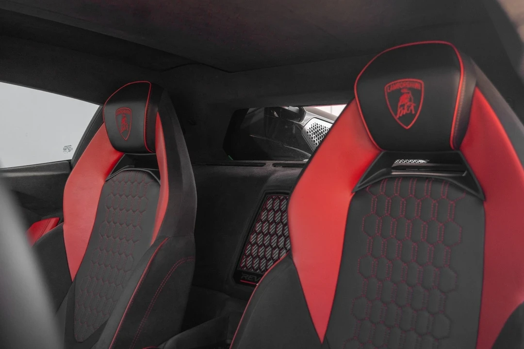 2024 Lamborghini Revuelto - Image 6 of 21