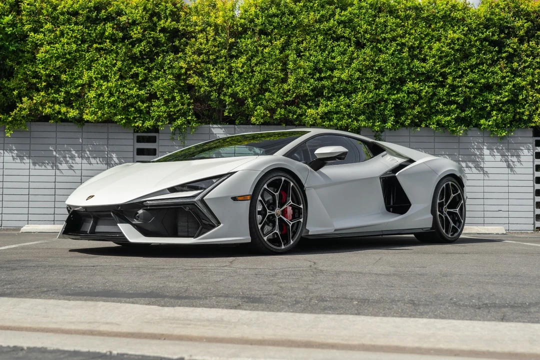 2024 Lamborghini Revuelto - Image 21 of 21