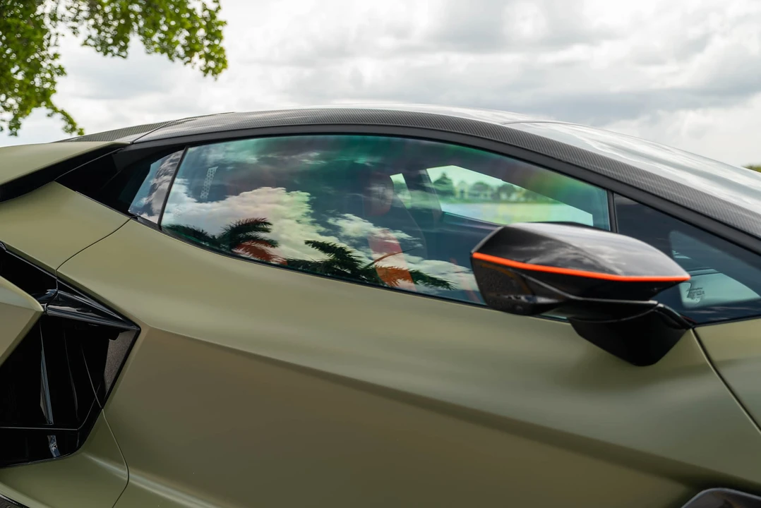 2024 Lamborghini Revuelto - Image 21 of 31